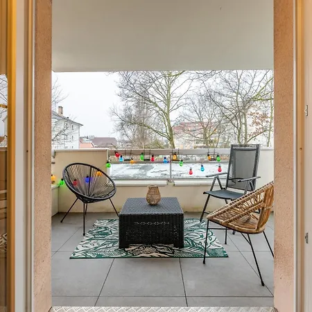 Bleu Boheme - 2 Chambres, Terrasse, Wifi Fibre - Haguenau