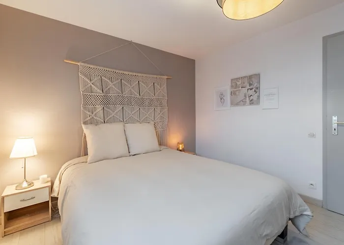 Apartment Bleu Boheme - 2 Chambres, Terrasse, Wifi Fibre -